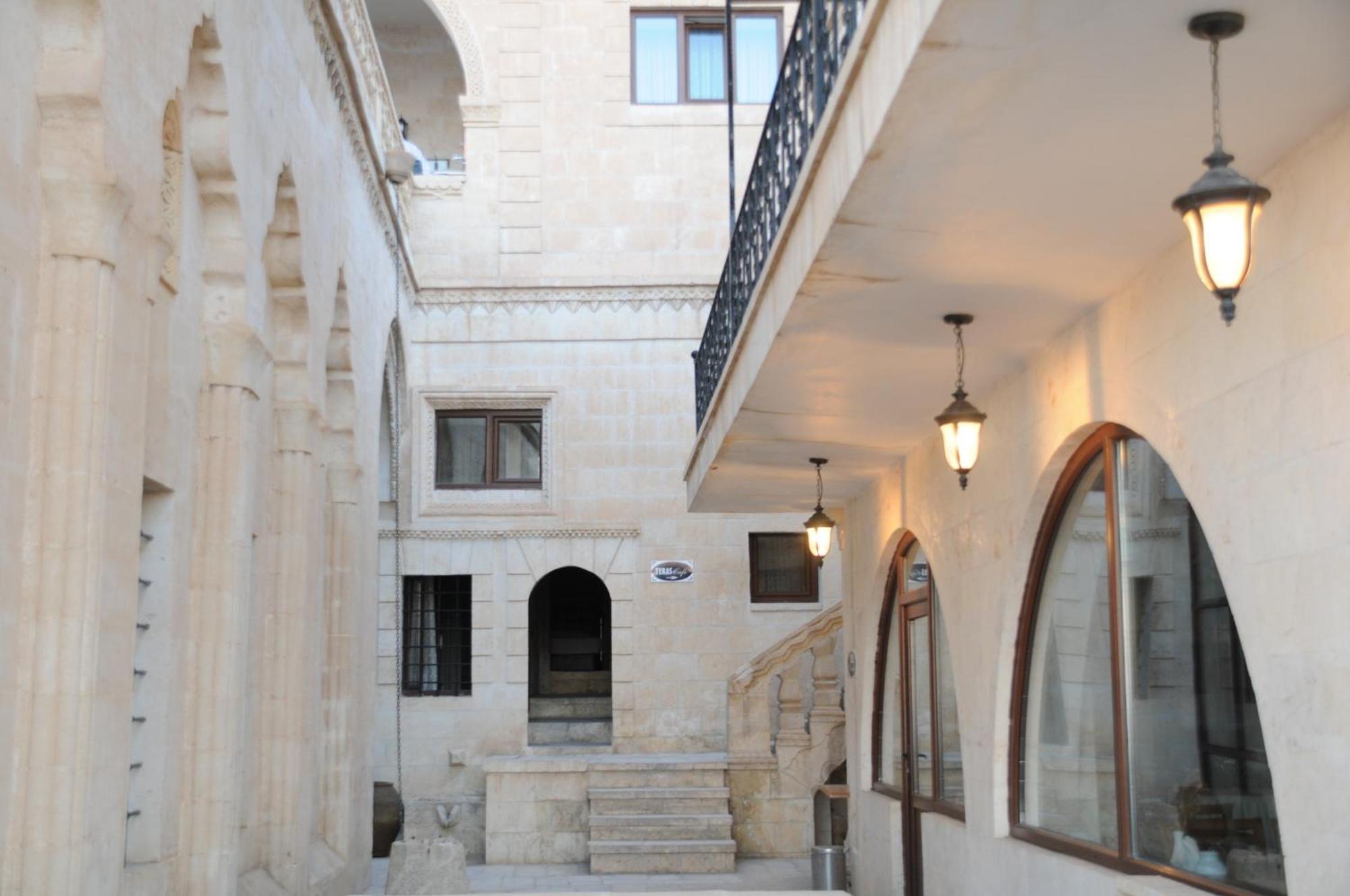 Zinciriye Hotel Mardin Exterior photo