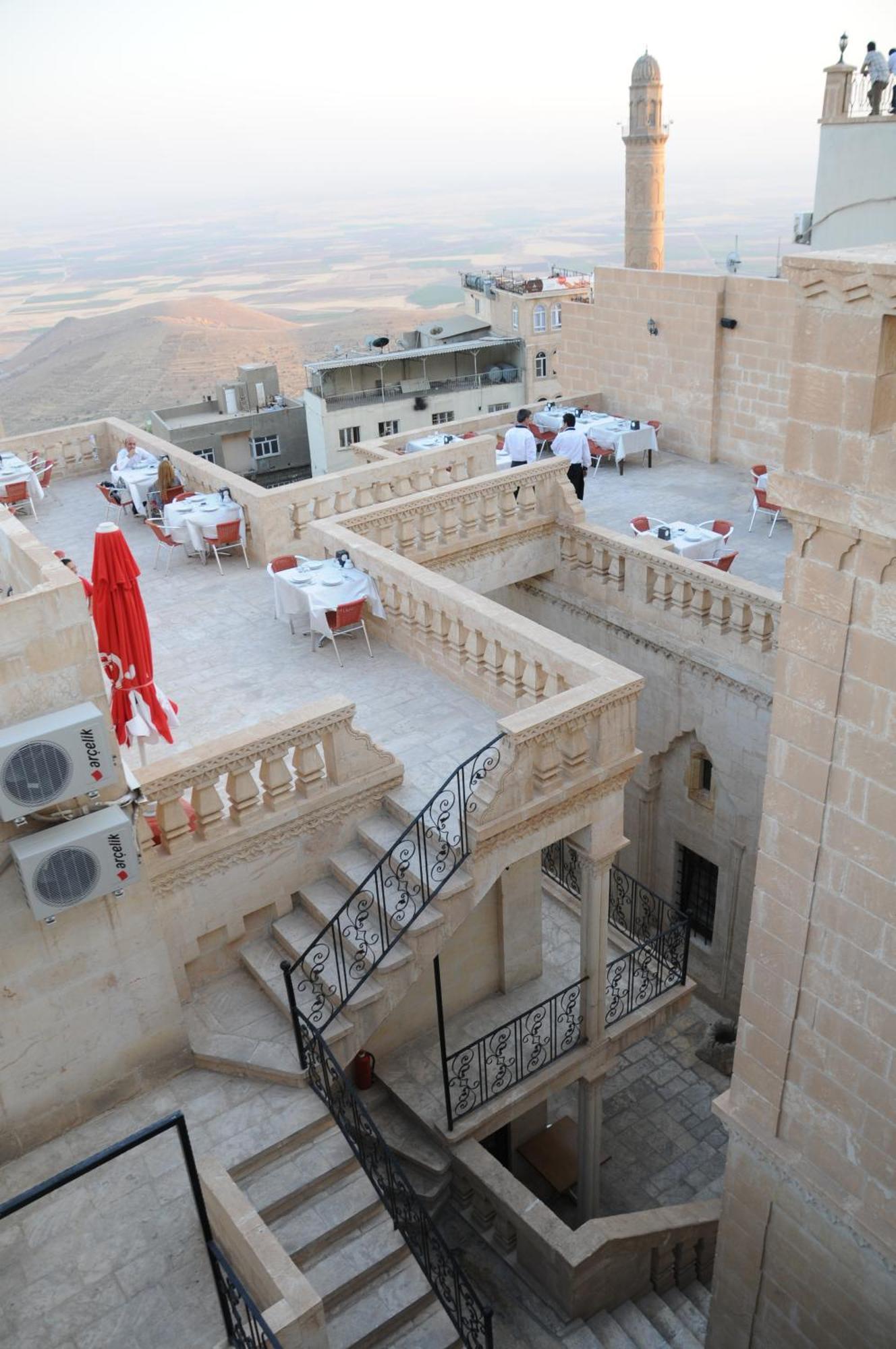 Zinciriye Hotel Mardin Exterior photo